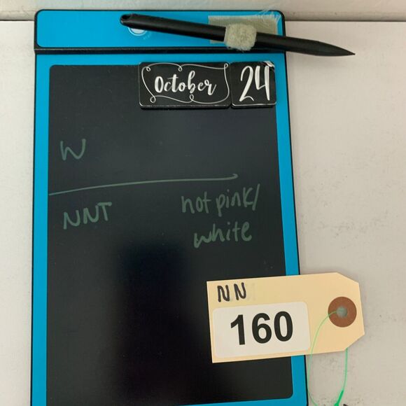 Pink Victorias Secret Bra Womens M Medium Pink Plunge Wireless Push Up Bralette - Picture 14 of 15